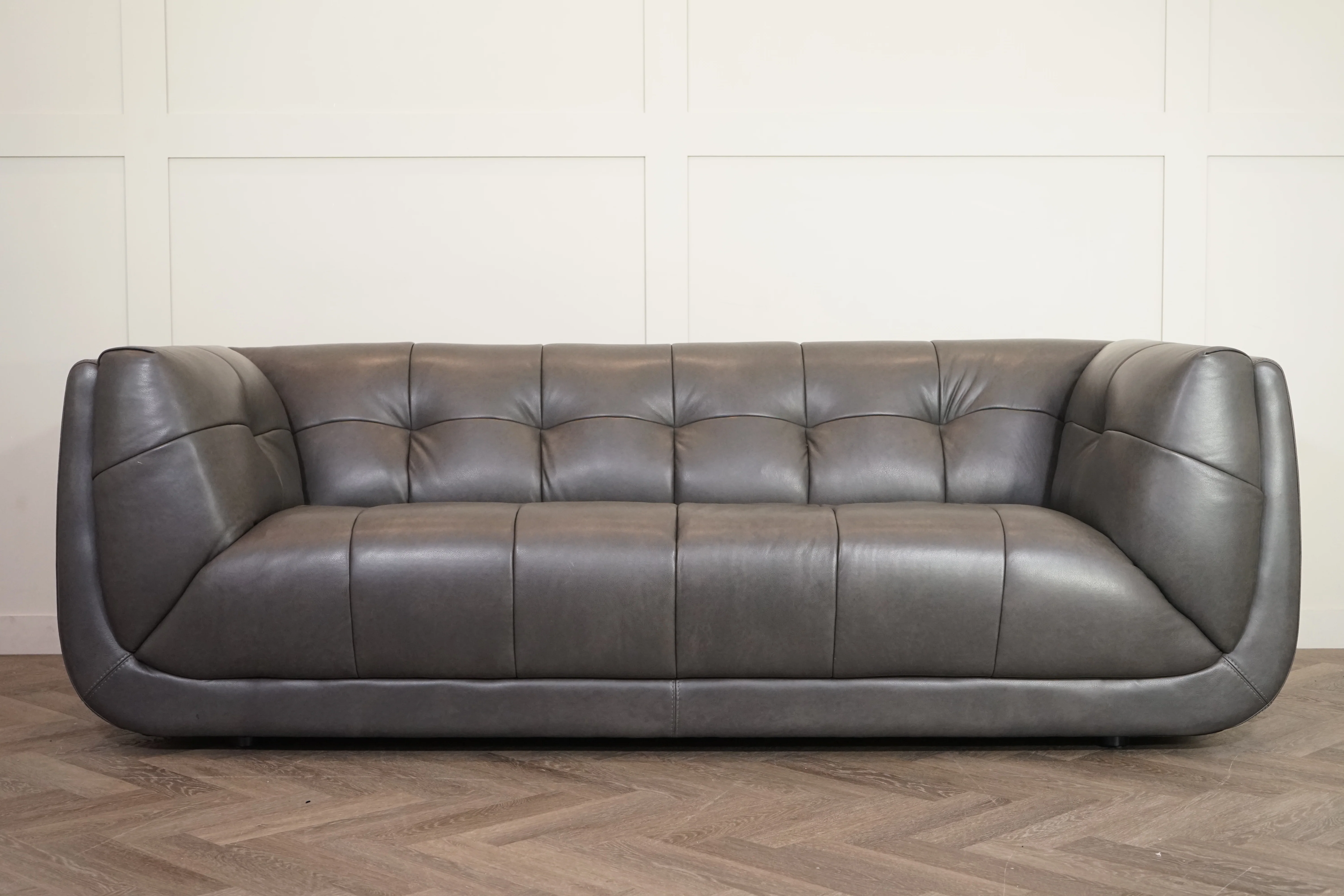 At The Helm Leo Large 3 Seater Leather Sofa, Advent Gorge Grey - Image 3