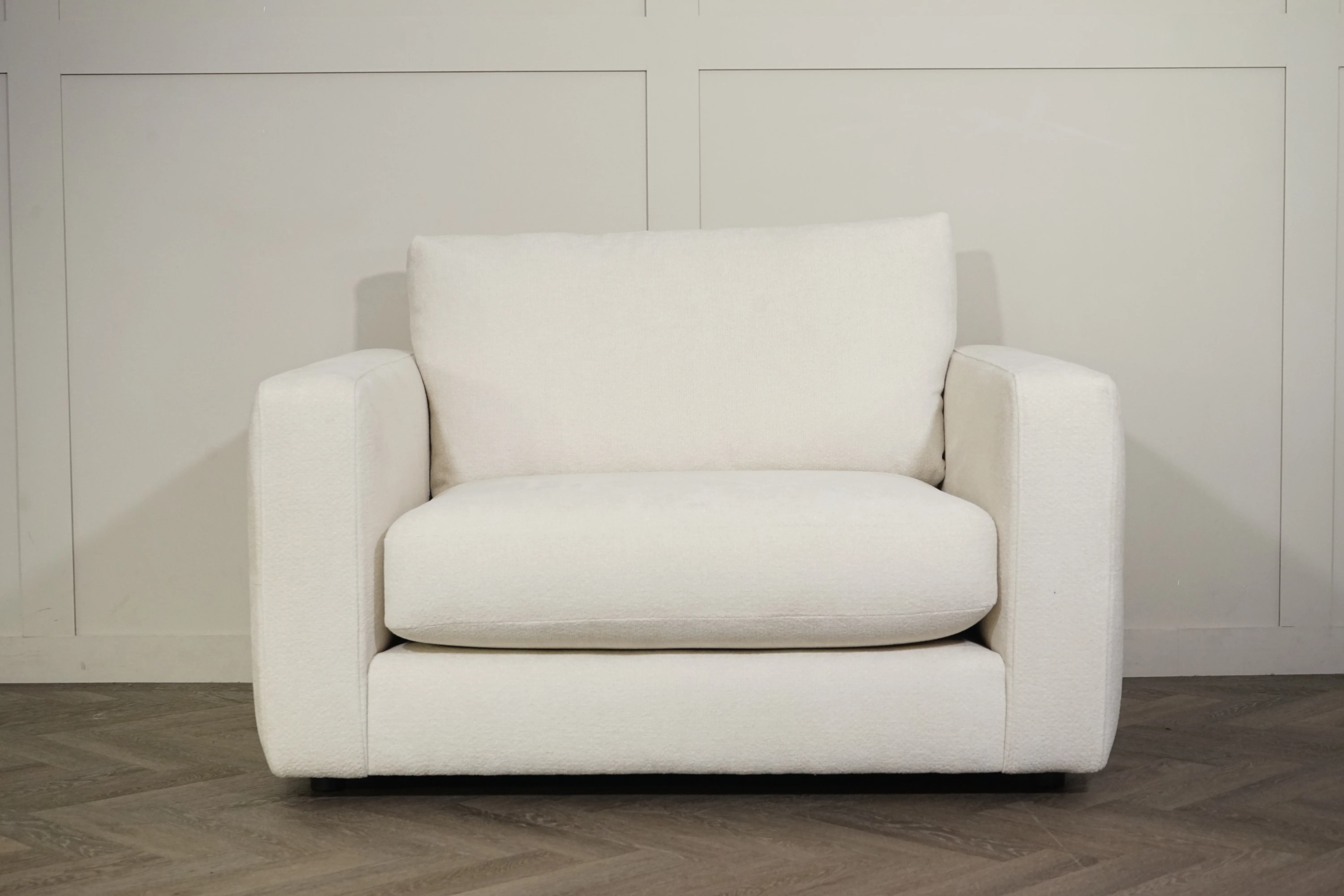 Bahrain Fabric Snuggler Chair, Ivory Mix - Image 4