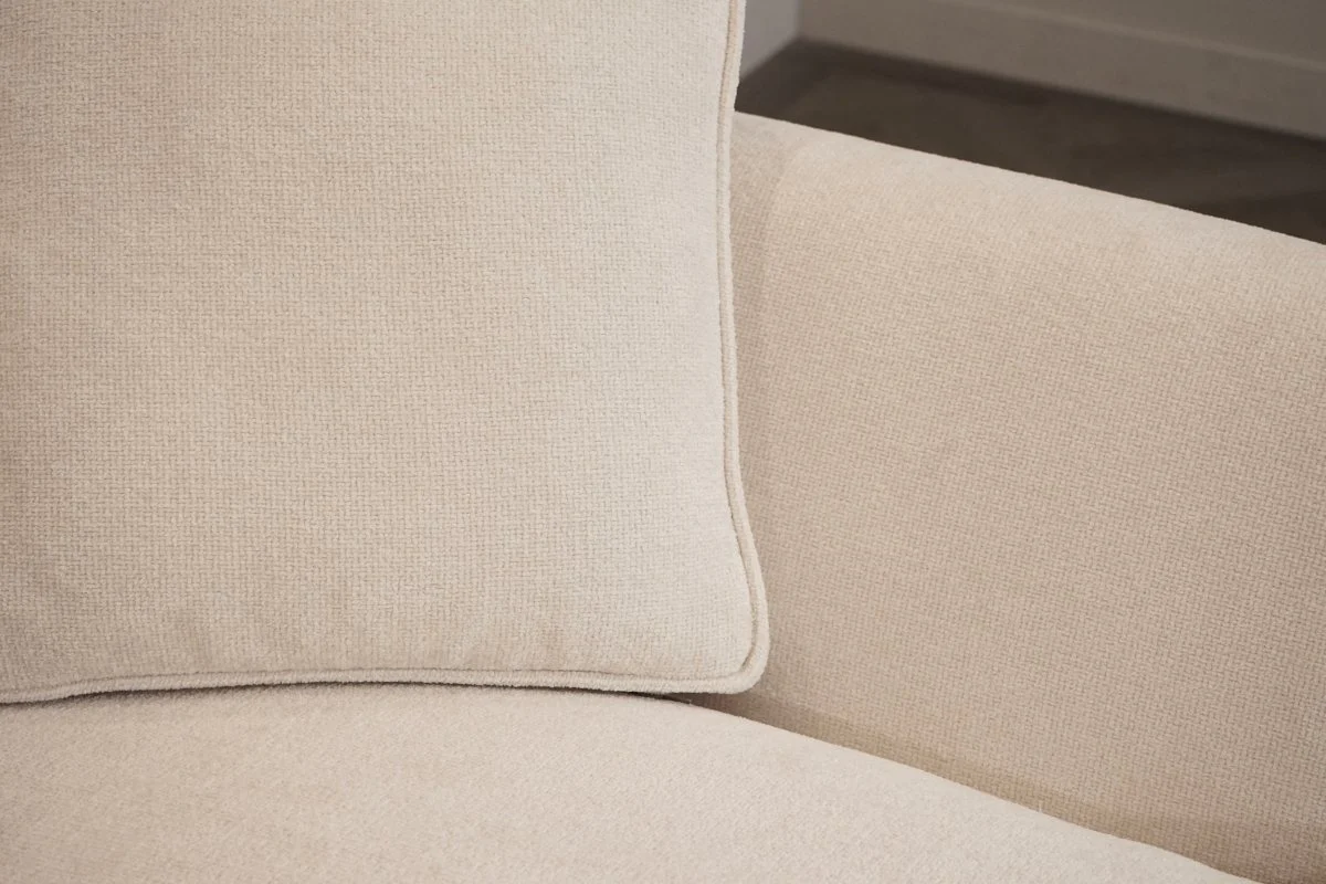 Bossanova Large RHF Corner Sofa, Paddington Chalk - Image 5