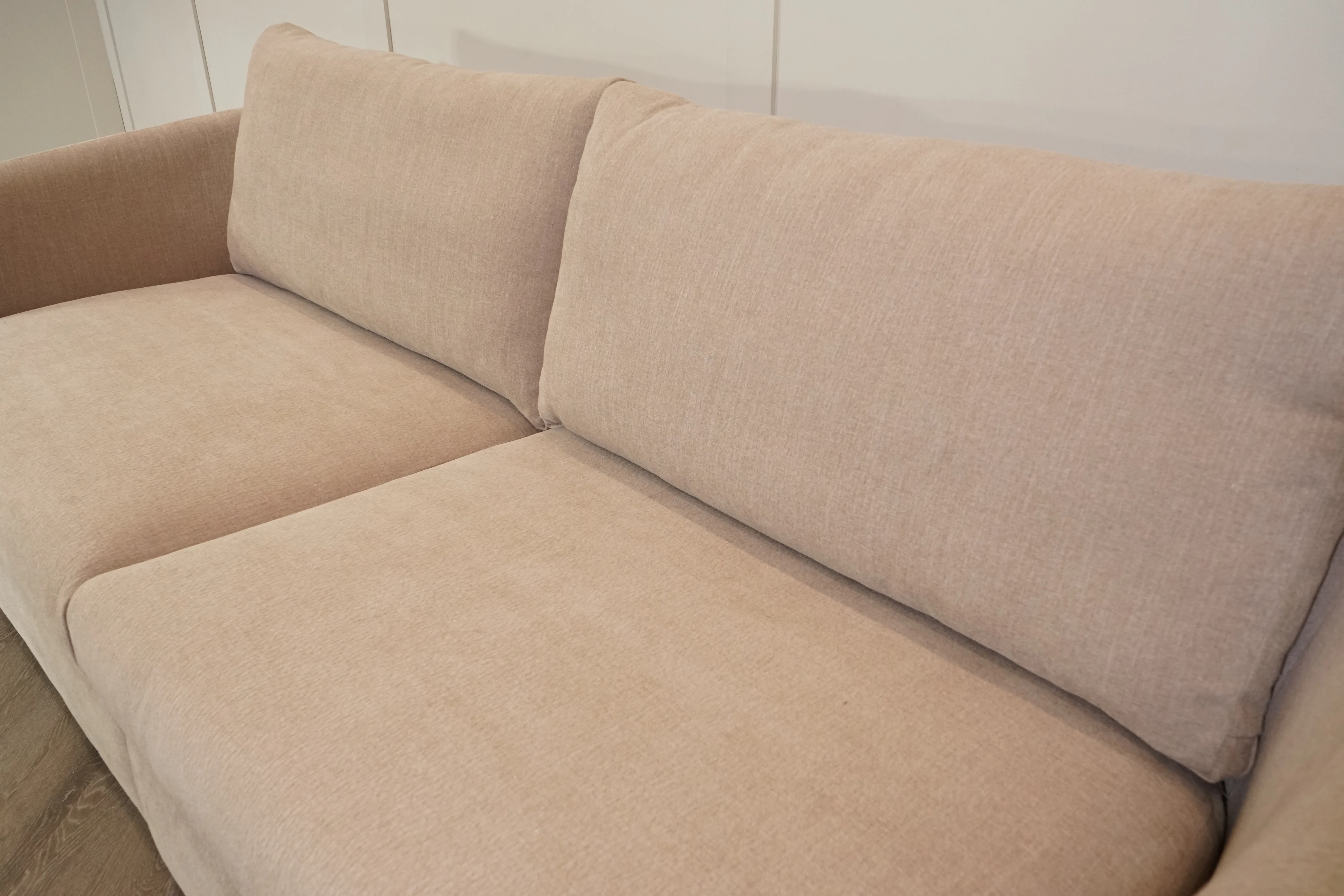 Carnaby Large 4 Seater Split Sofa, Latte - Image 6