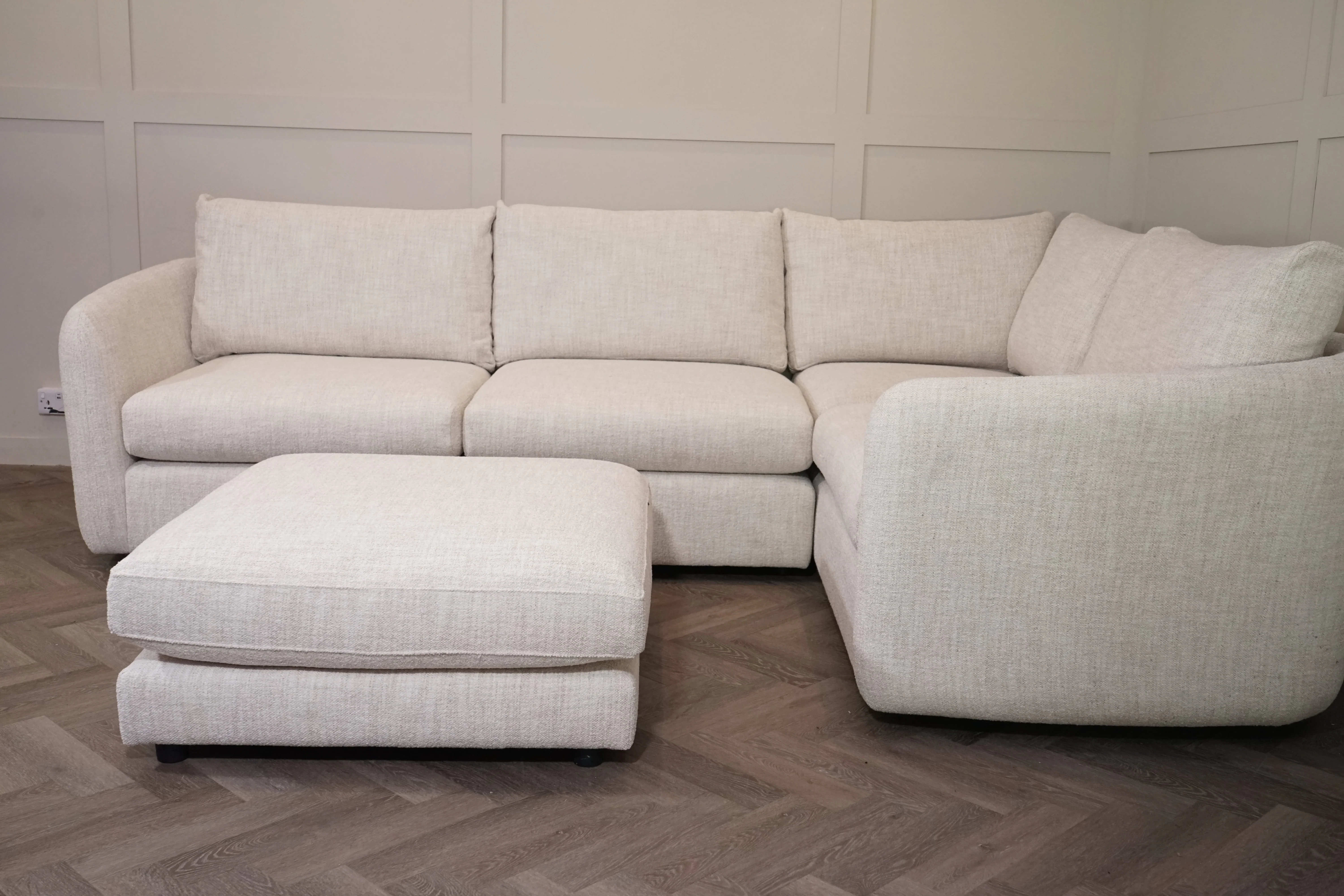 Carnaby RHF Corner Sofa & Footstool, Yukon Natural Mix - Image 8