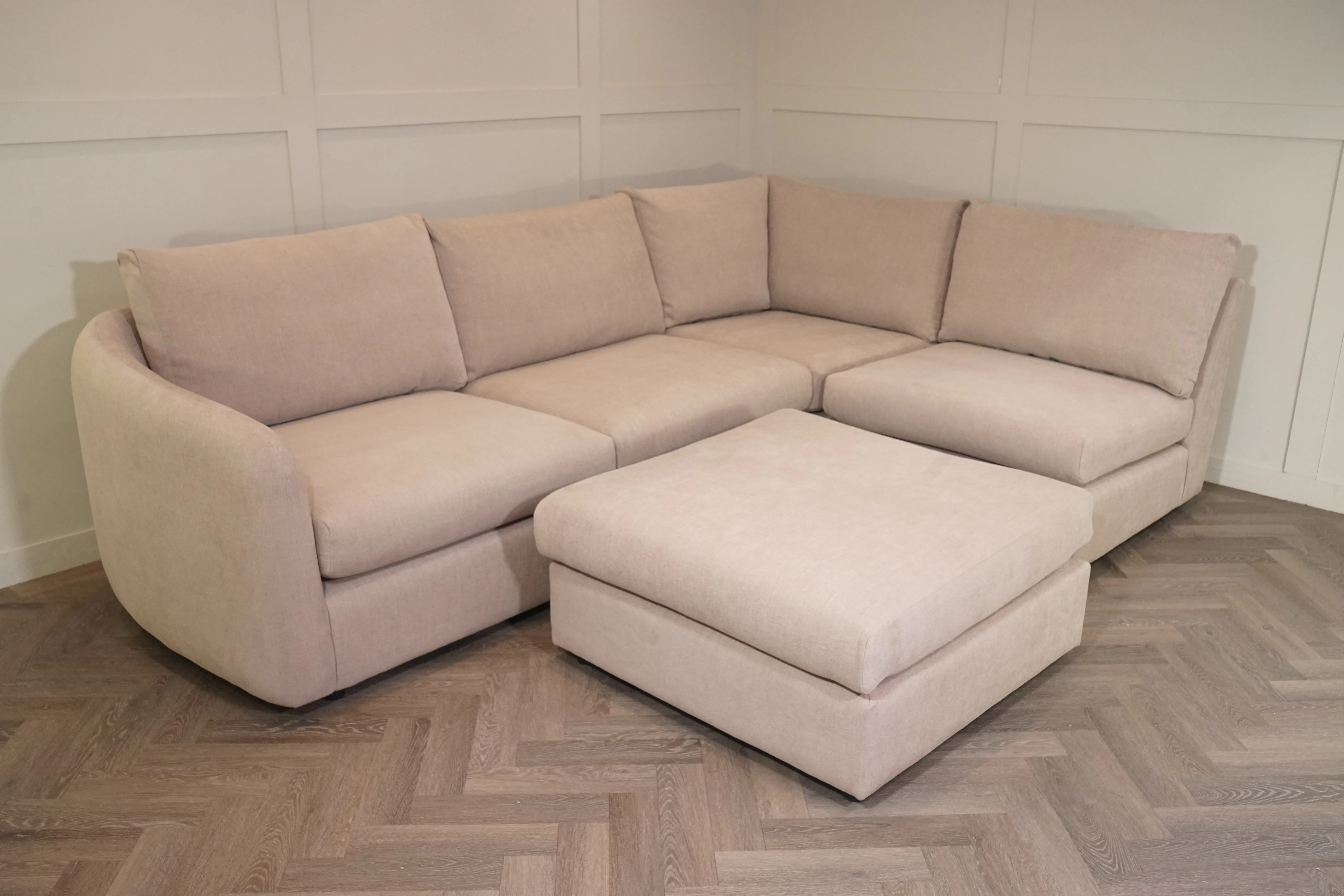 Carnaby RHF Open Ended Corner Sofa, Latte - Image 10