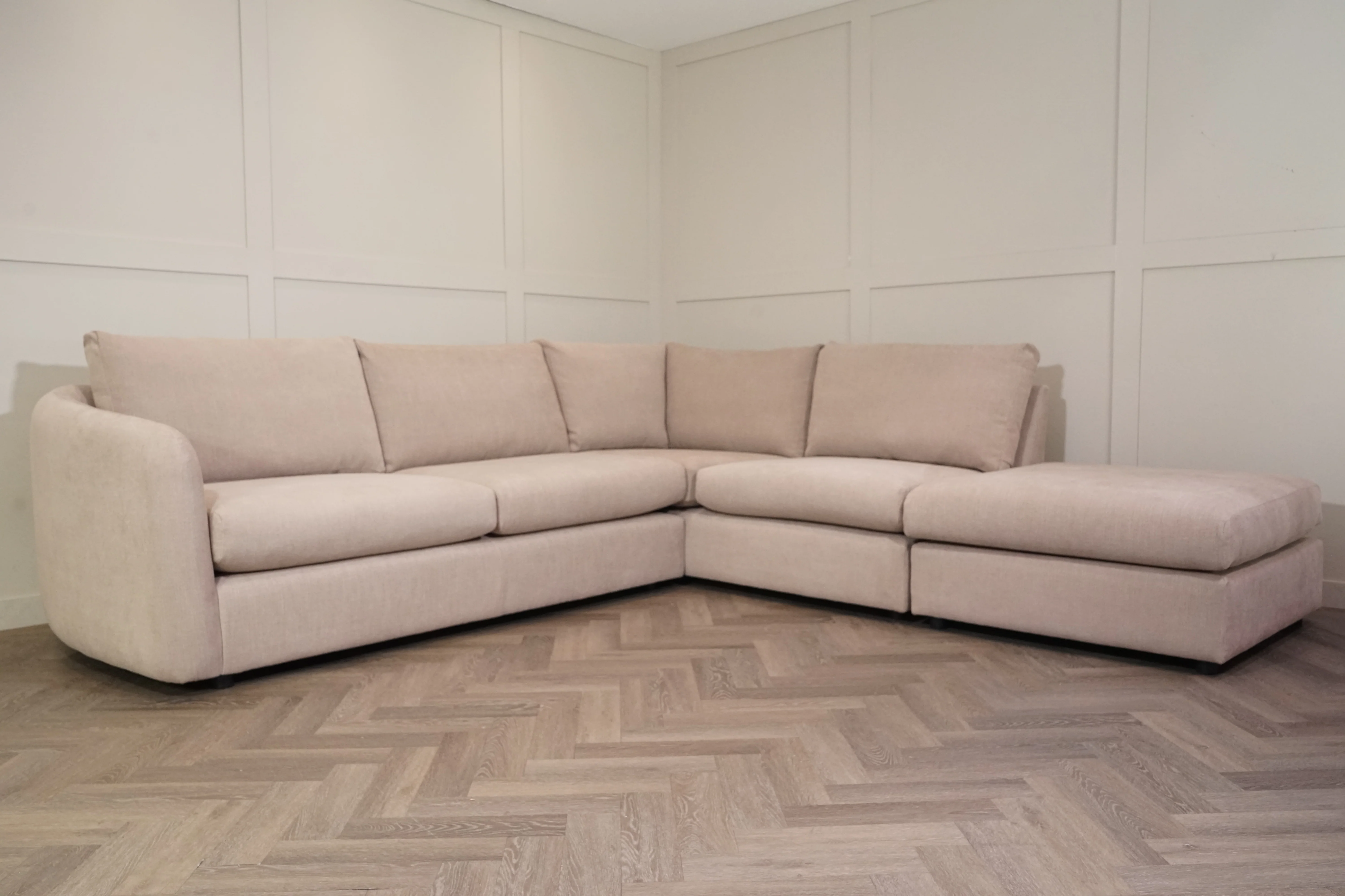 Carnaby RHF Open Ended Corner Sofa, Latte - Image 4
