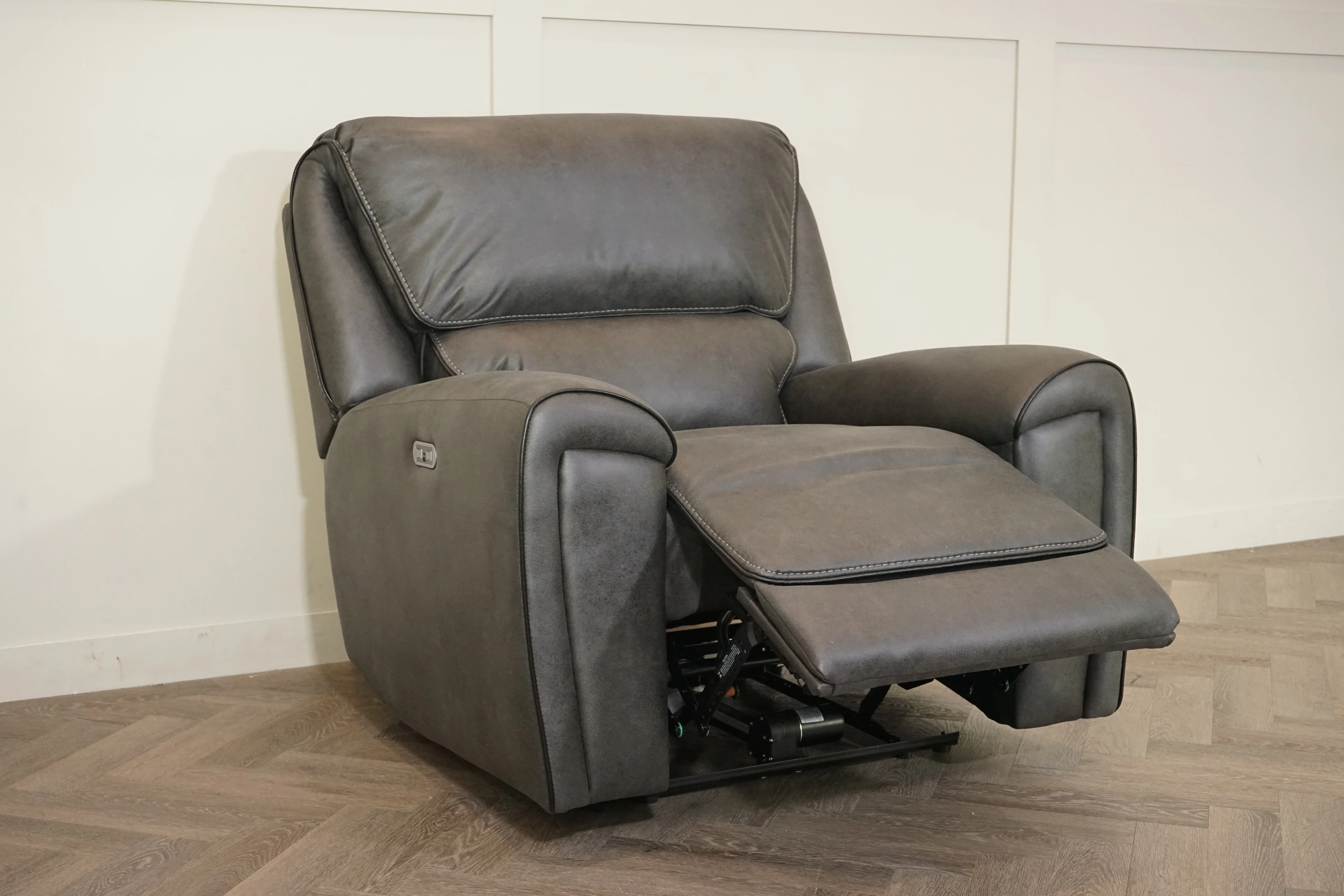 Hudson 3 Seater Power Reclining Sofa & Armchair Set – Endurance Fabric – Graphite - Image 13