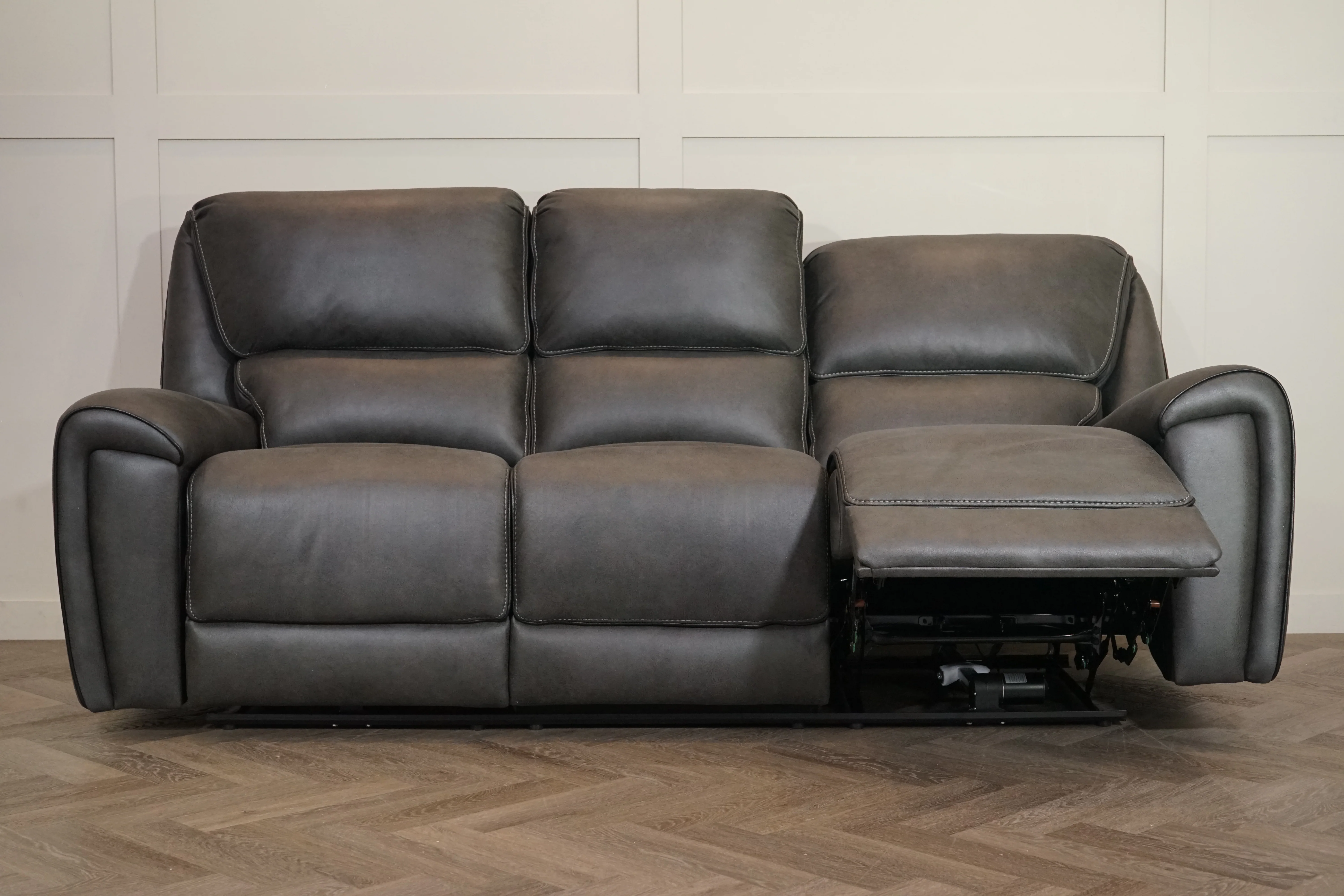 Hudson 3 Seater Power Reclining Sofa – Endurance Fabric – Graphite - Image 12