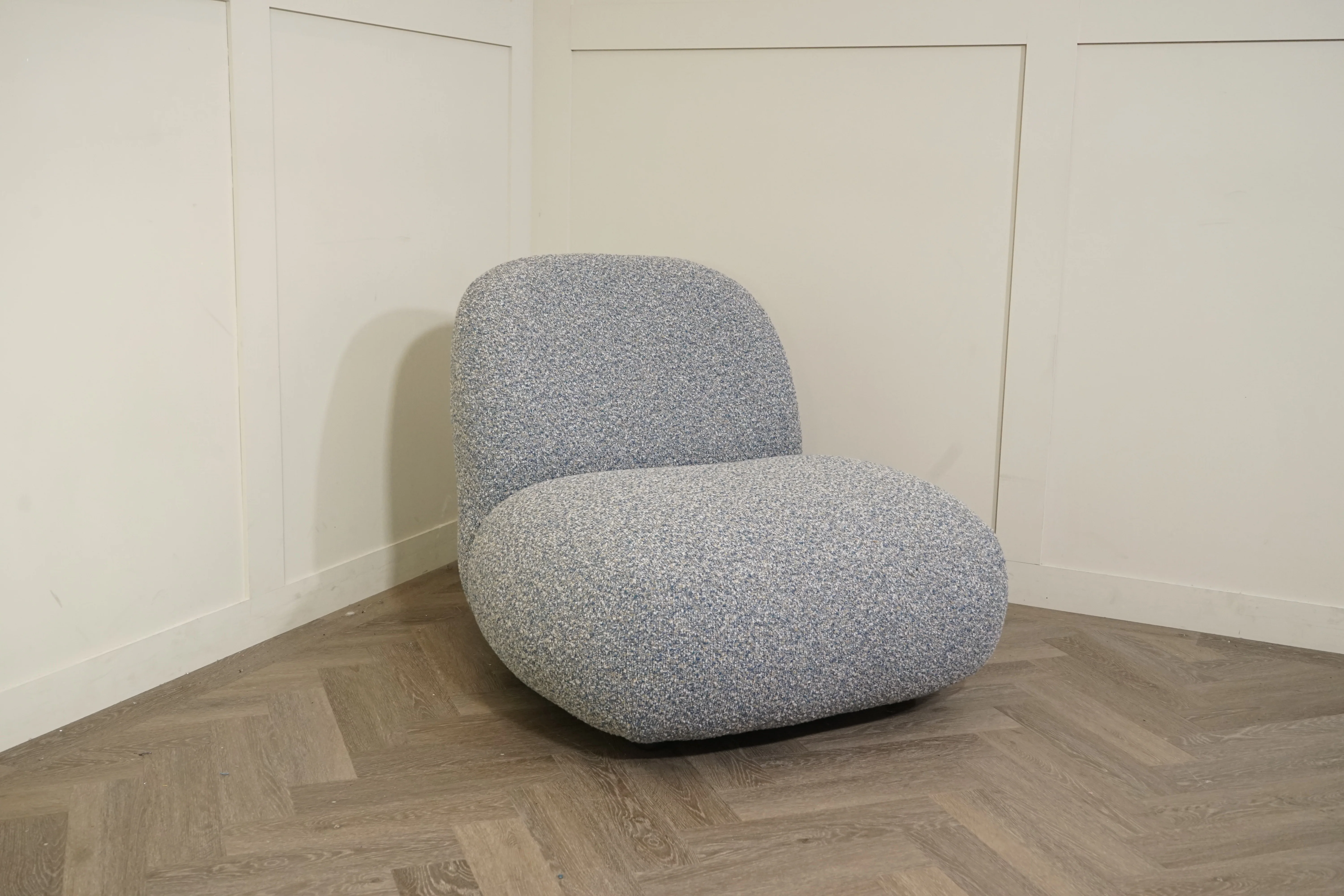 Kenmoor Accent Chair, Chunky Boucle Pacific - Image 5