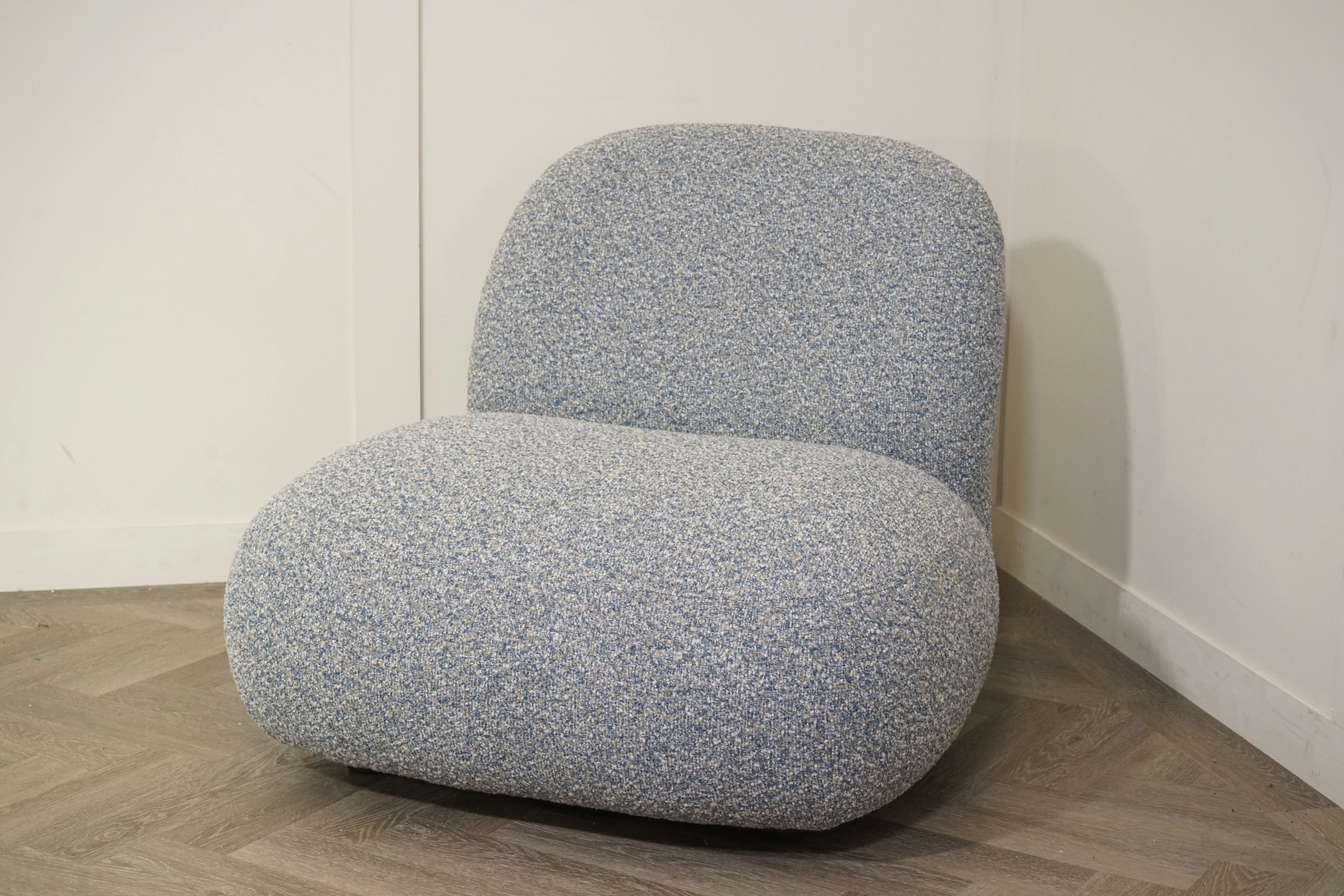 Kenmoor Accent Chair, Chunky Boucle Pacific - Image 7