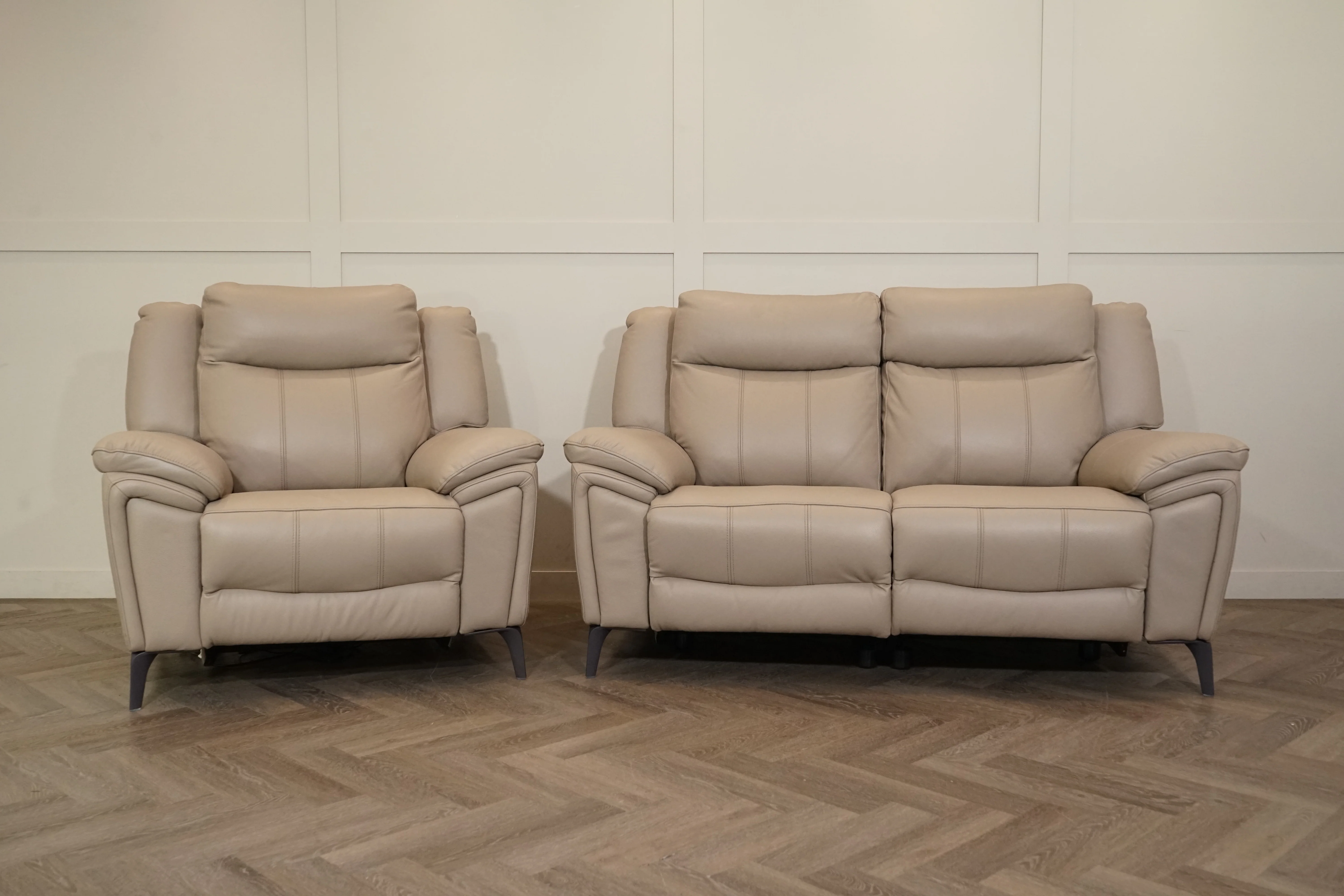 Panache Leather Power Reclining 2 Seater & Armchair, Oyster - Image 10