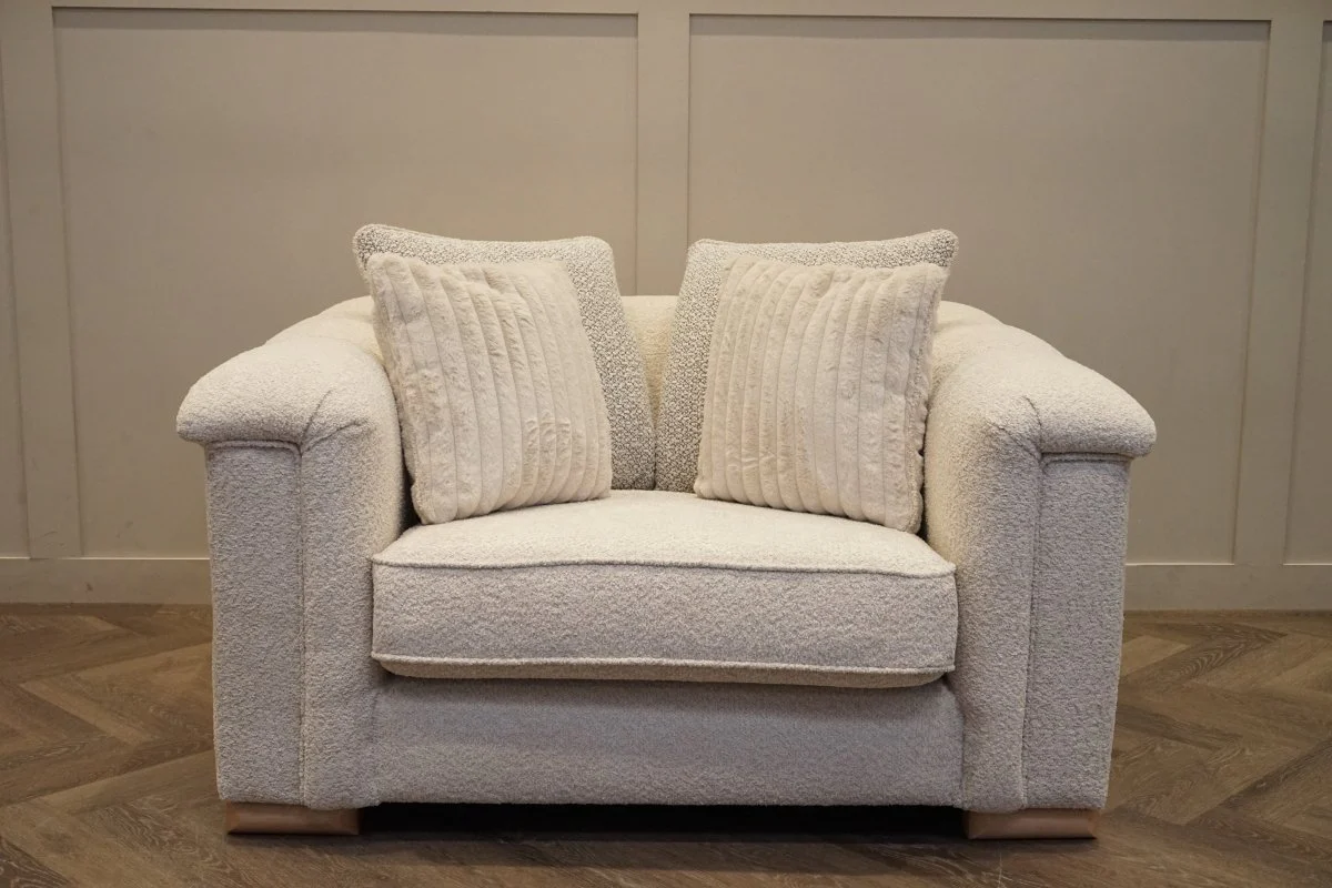 Regency Snuggle Chair, Soft Bouclé Natural - Image 7