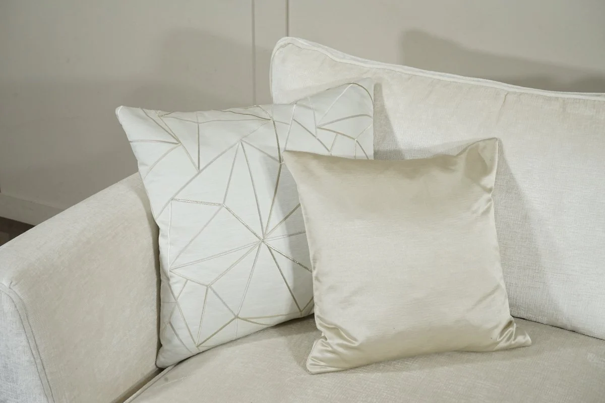 Valentino Large 3 Seater Sofa, Monaco Cream - Image 9